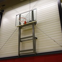 BASKETBALINST. ELEKTR. OPHIJSBAAR 105X180 TOT 225